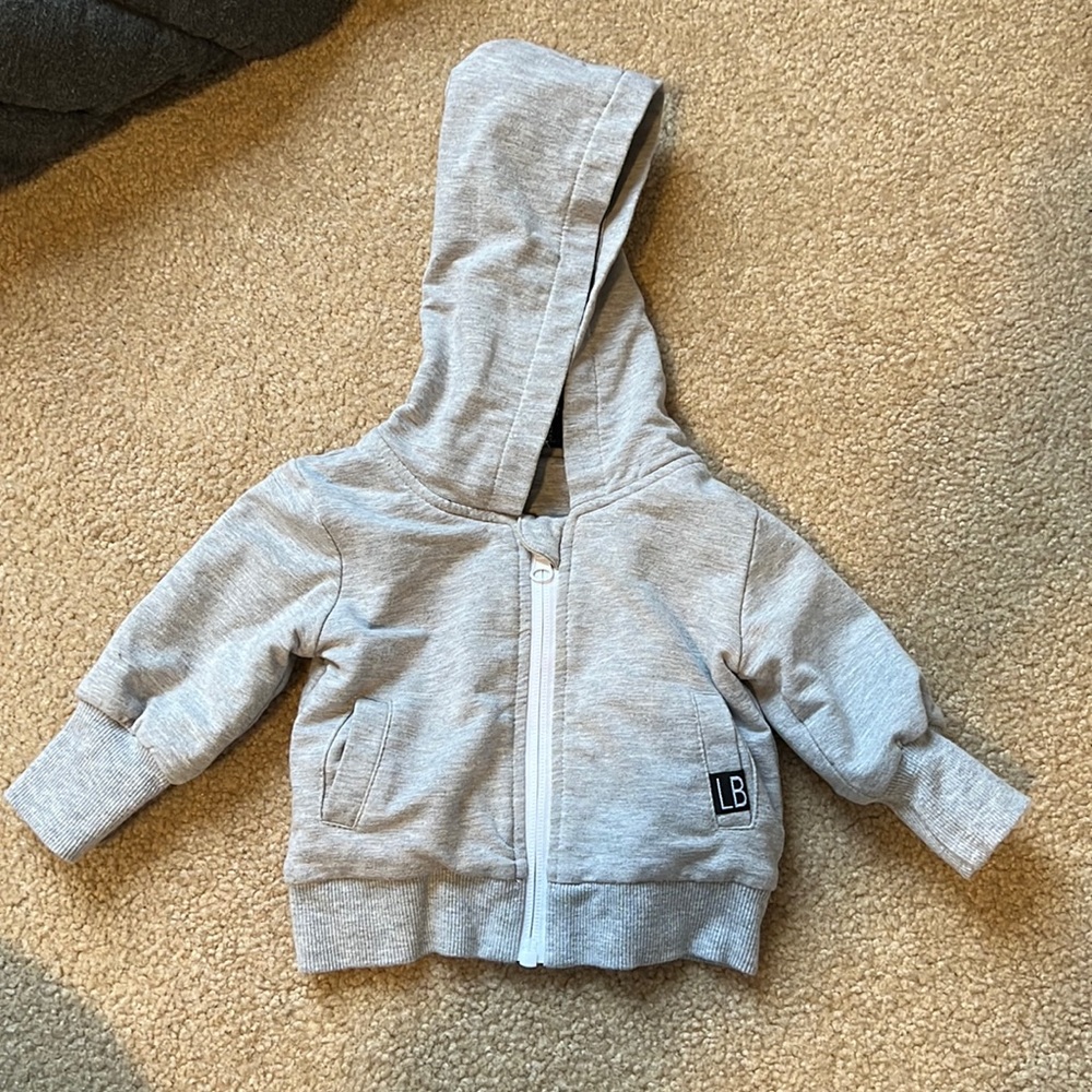 Little bipsy grey sweater